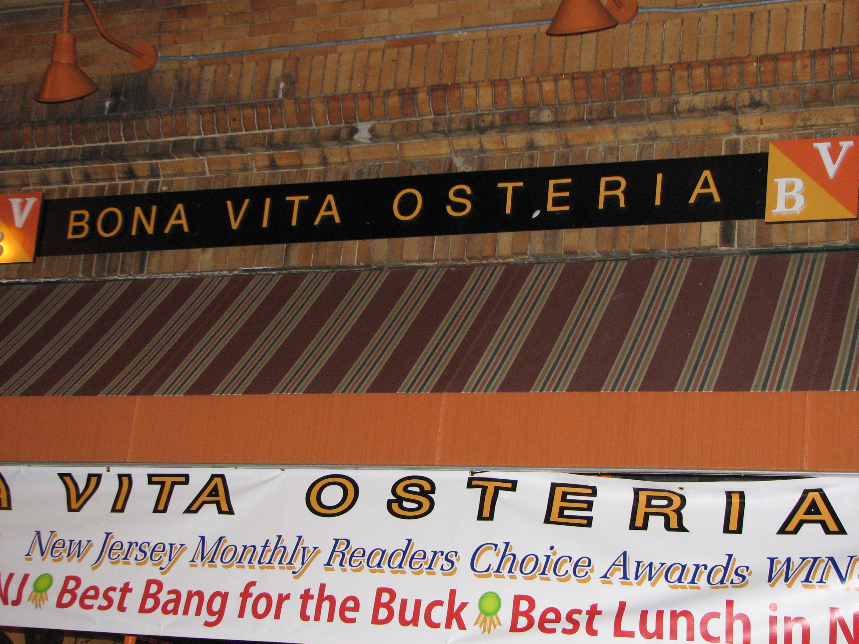Bona Vita Osteria - Summit  © 2010 EthnicNJ.com